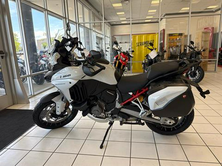 2024 Ducati Multistrada V4 S Travel & Radar
