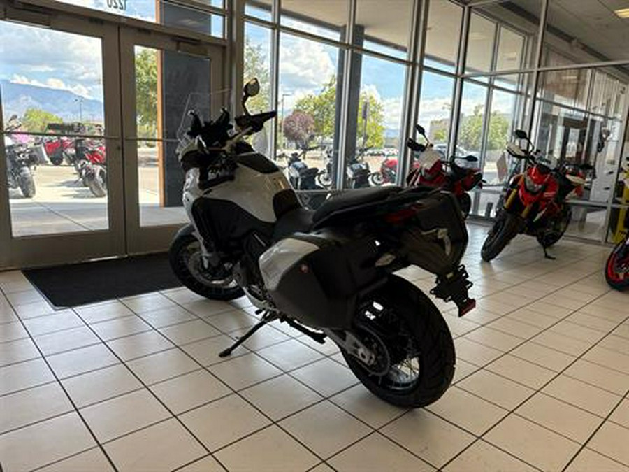 2024 Ducati Multistrada V4 S Travel & Radar