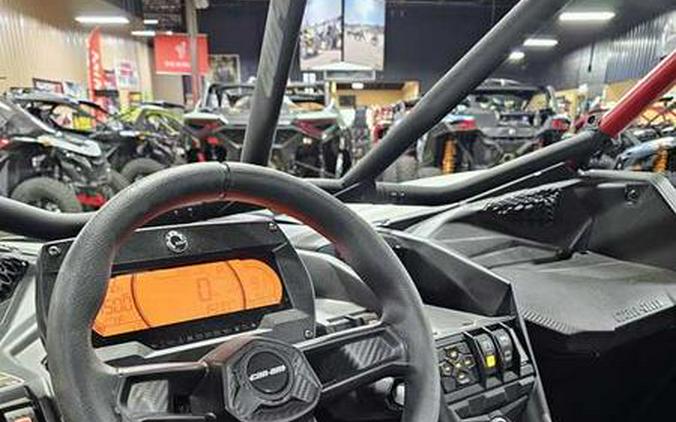 2025 Can-Am® Maverick X3 X rc Turbo RR 72