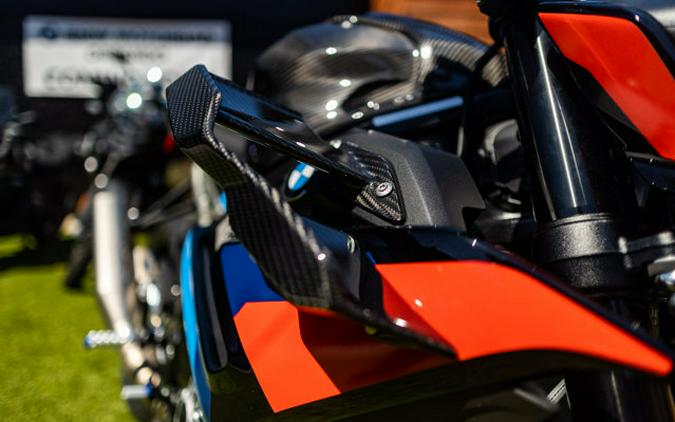 2025 BMW M1000R