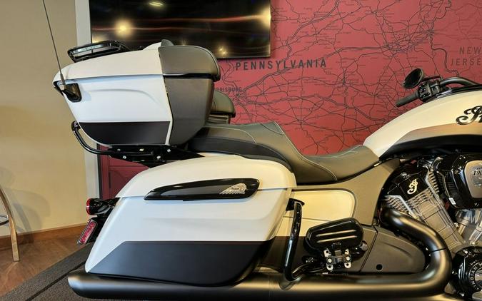 2024 Indian Motorcycle® Pursuit® Dark Horse® w/PowerBand Audio Pkg Icon Ghost White Metallic Smoke