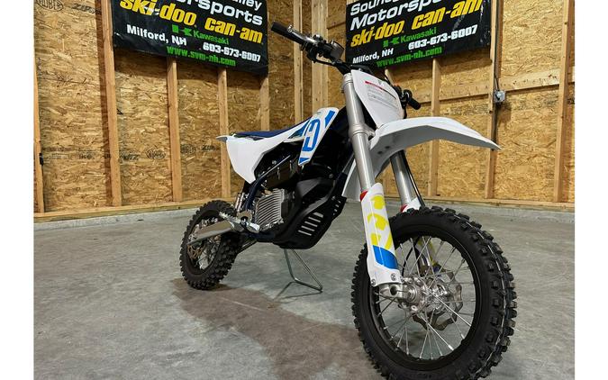 2024 Husqvarna EE5