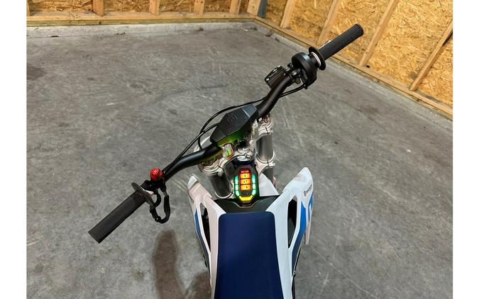 2024 Husqvarna EE5