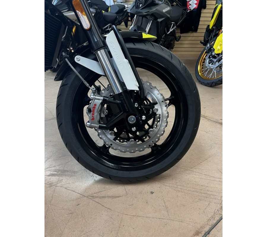 2024 CFMOTO 700CL-X Sport