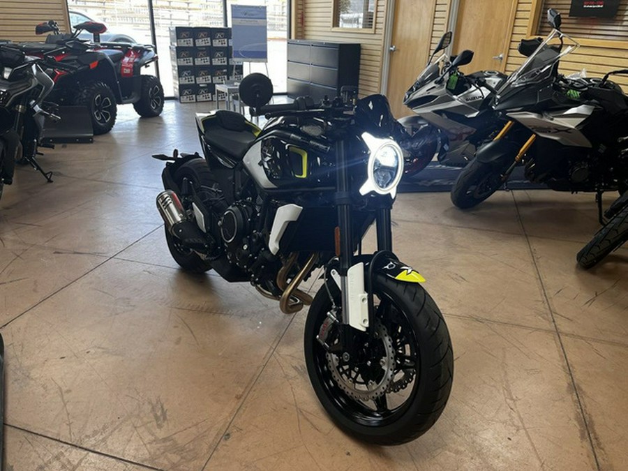 2024 CFMOTO 700CL-X Sport