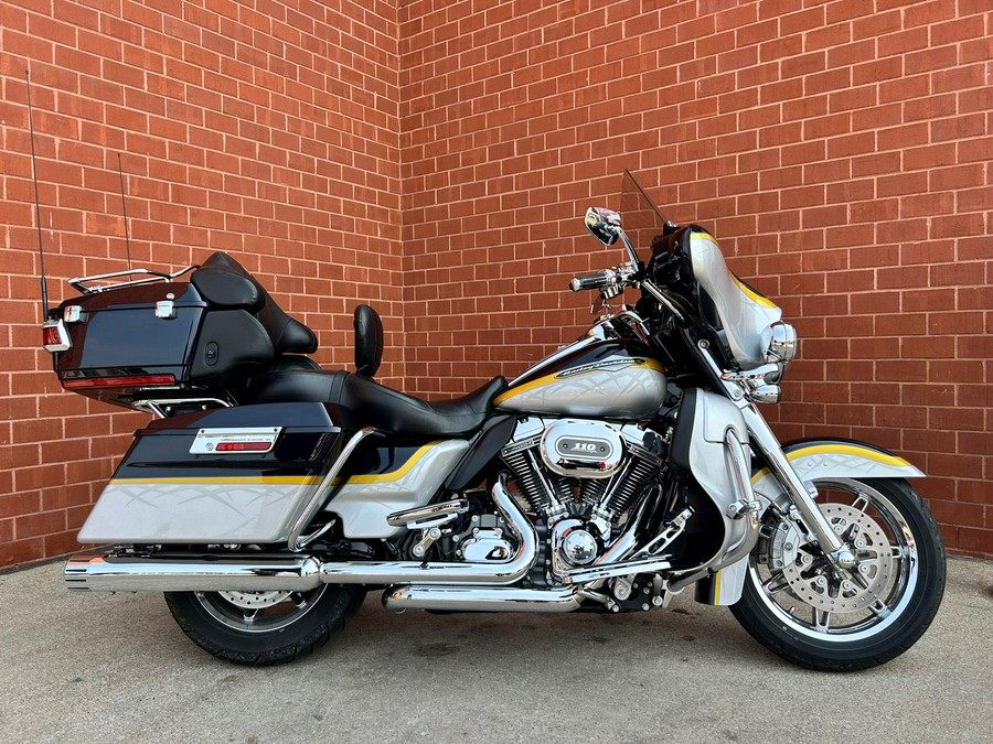 2012 Harley-Davidson CVO Ultra Classic Electra Glide