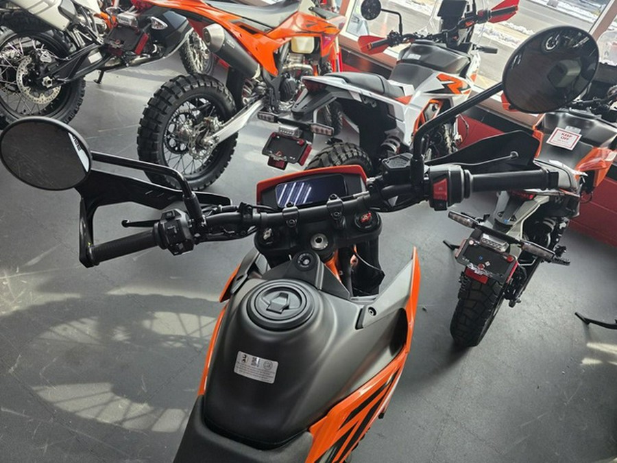 2026 KTM Enduro 390 R