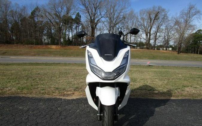 2022 Honda PCX150 ABS
