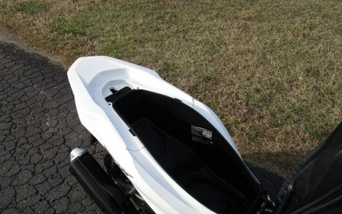 2022 Honda PCX150 ABS