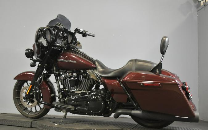 2018 Harley-Davidson Street Glide Special Twisted Cherry