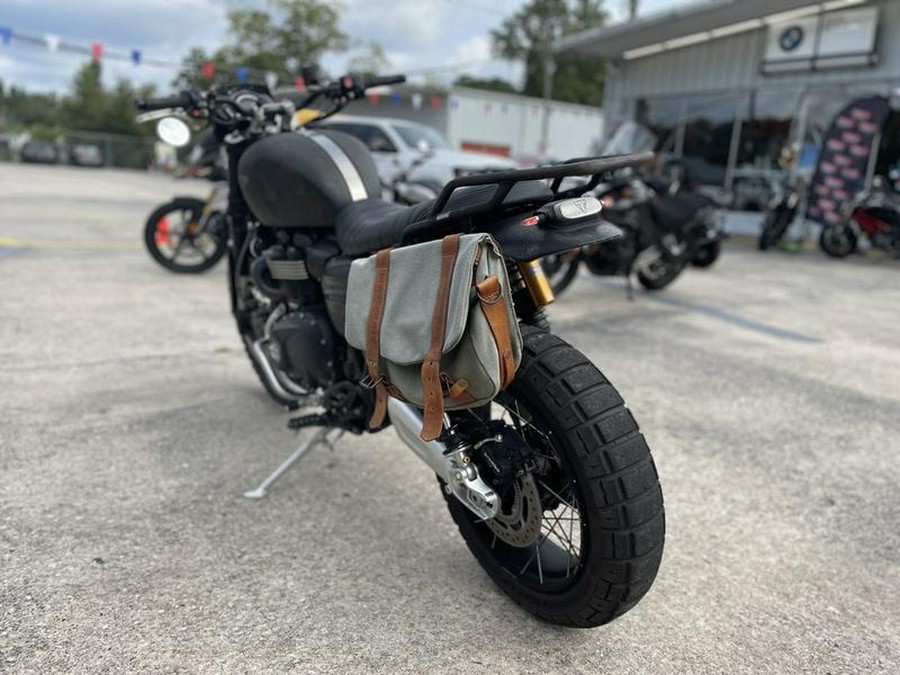 2022 Triumph Scrambler 1200 XC Matt Khaki Green Matt Jet Black