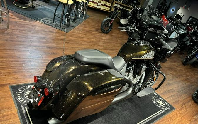 2024 Indian Motorcycle® Challenger® Dark Horse® Icon Smoky Quartz Metallic Pearl/Black Metallic