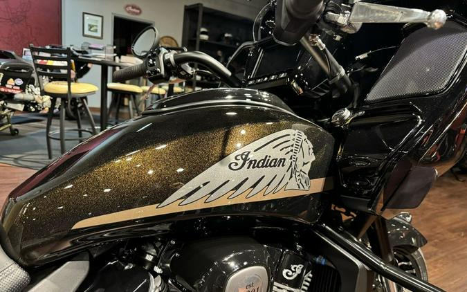 2024 Indian Motorcycle® Challenger® Dark Horse® Icon Smoky Quartz Metallic Pearl/Black Metallic