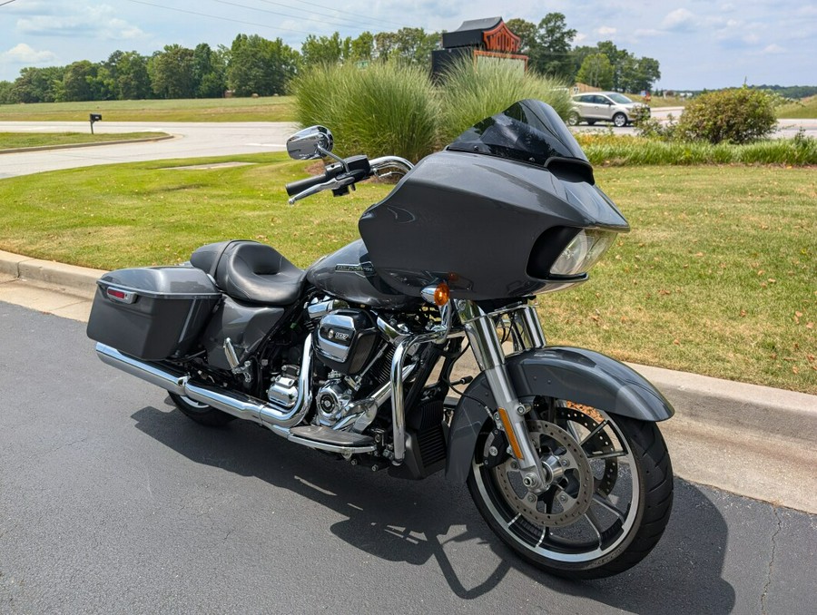 2021 Harley-Davidson Road Glide Gauntlet Gray Metallic