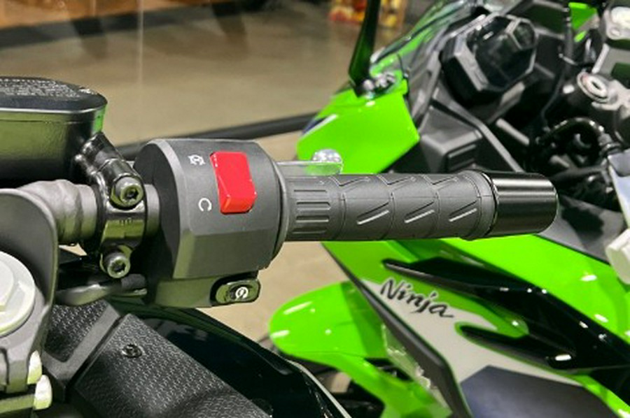 2026 Kawasaki Ninja® 500 ABS