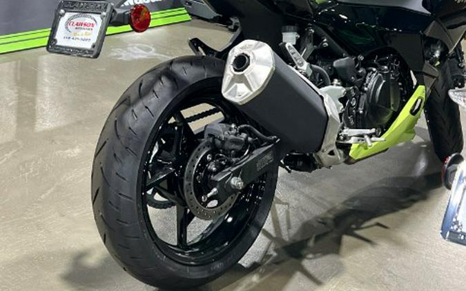 2026 Kawasaki Ninja® 500 ABS