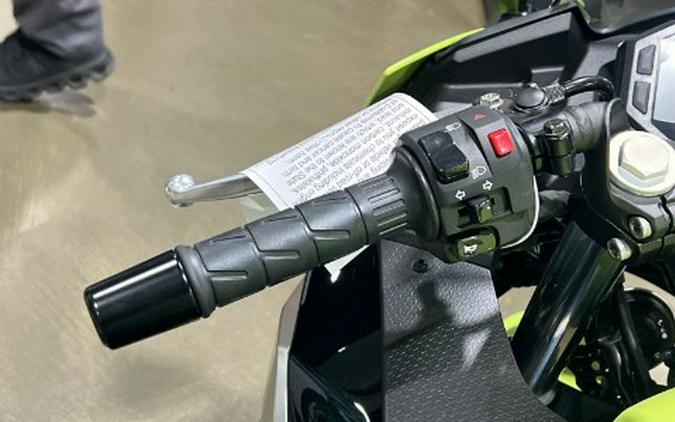 2026 Kawasaki Ninja® 500 ABS