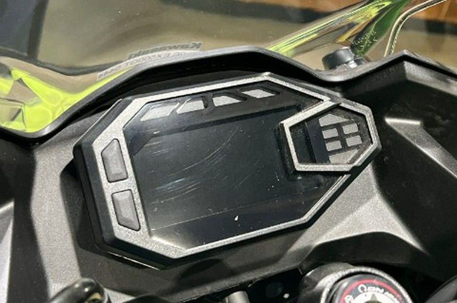 2026 Kawasaki Ninja® 500 ABS
