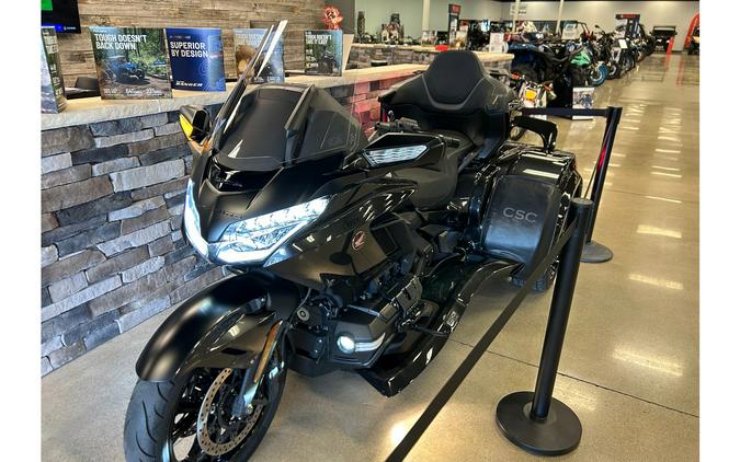 2022 GOLD WING TOUR DCT - Honda