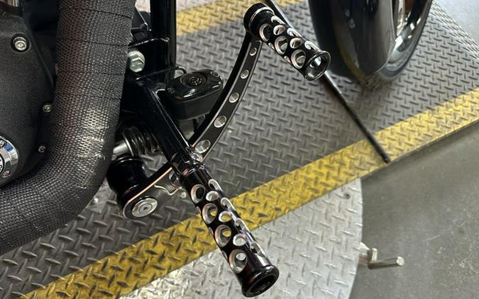 2007 Harley-Davidson Softail FXSTB - Night Train