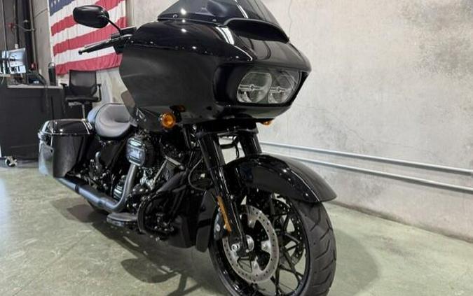 FLTRXS 2023 Road Glide® Special