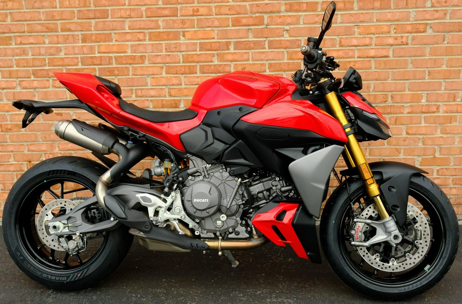 2025 Ducati Streetfighter V2 S