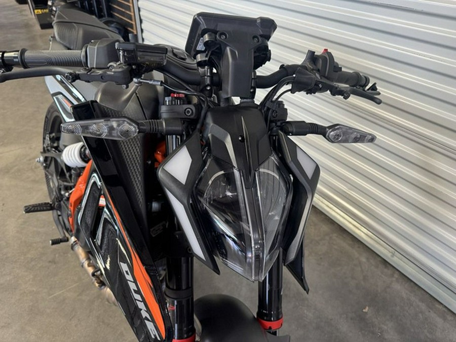 2026 KTM Duke 390