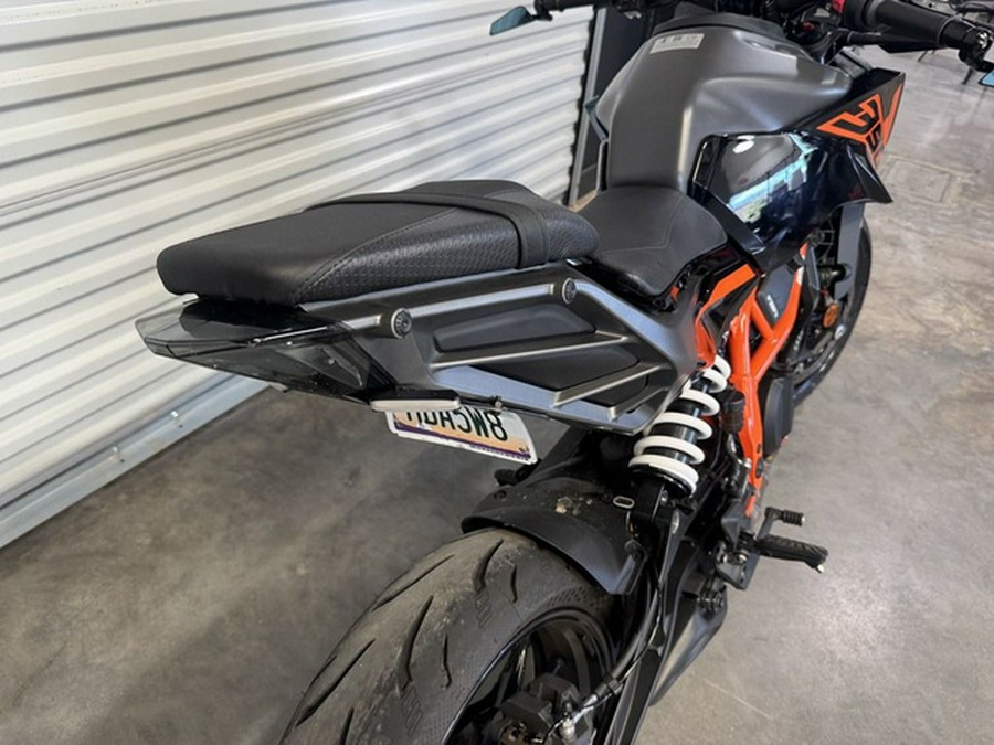 2026 KTM Duke 390