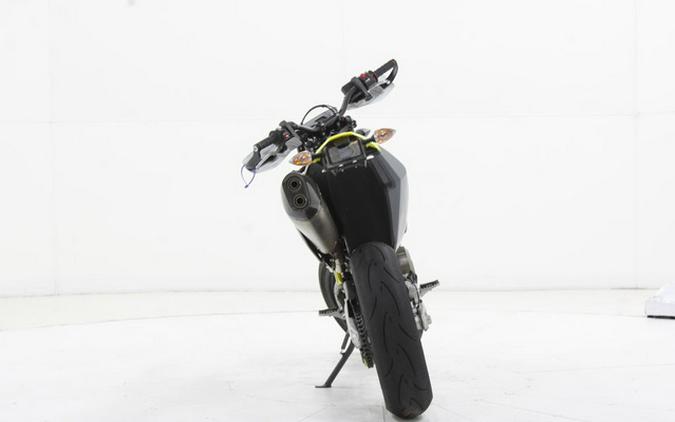 2024 Husqvarna Supermoto 701