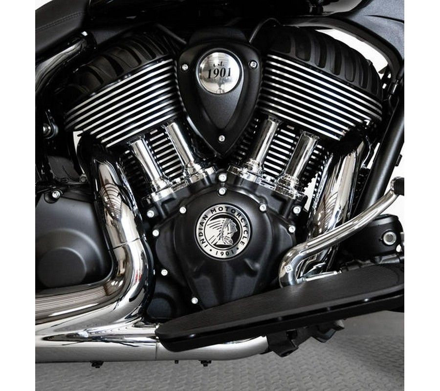 2023 Indian Motorcycle® Chieftain® Black Metallic