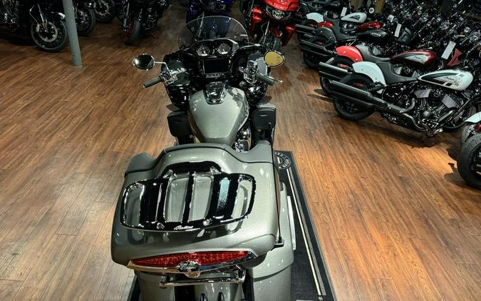 2024 Indian Motorcycle® Pursuit® Limited® with PowerBand Audio Package Titanium/Black Metallic