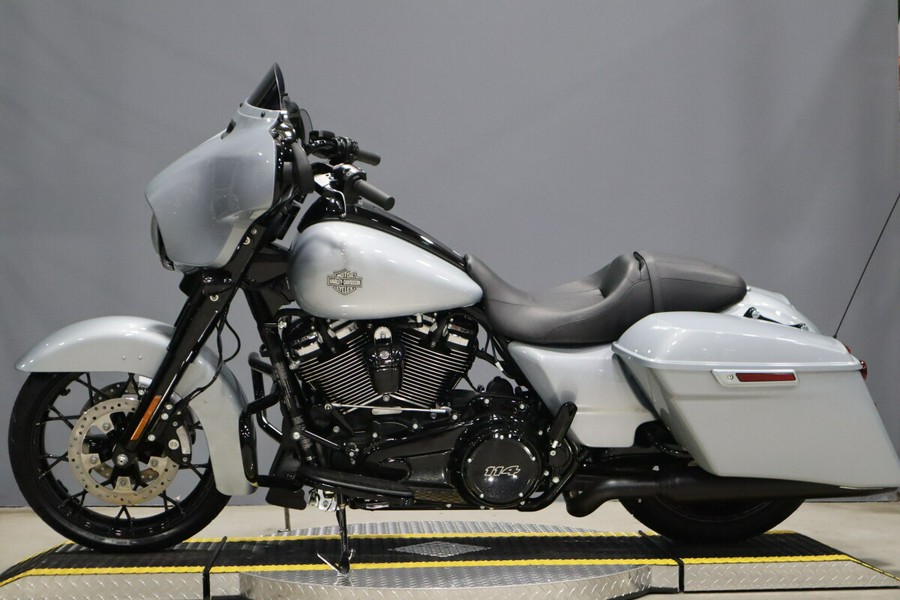 2023 Harley-Davidson Street Glide Special