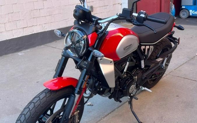 2025 Ducati Scrambler Icon Ducati Red