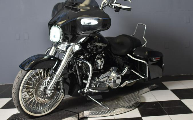 2020 Harley-Davidson Street Glide Vivid Black