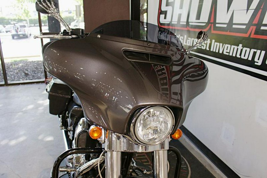 2014 Harley-Davidson® FLHX - Street Glide®