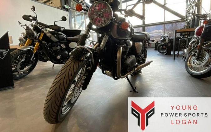 2025 Triumph Bonneville T100 Sapphire Black