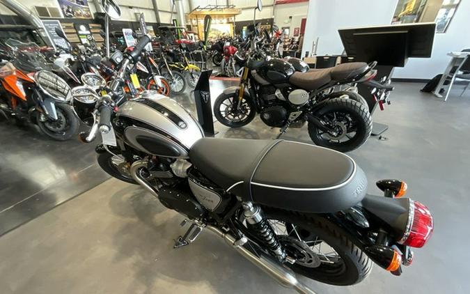 2025 Triumph Bonneville T100 Sapphire Black