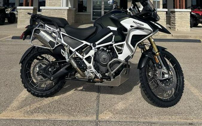 2023 Triumph Tiger 1200 Rally Explorer Matte Khaki Green