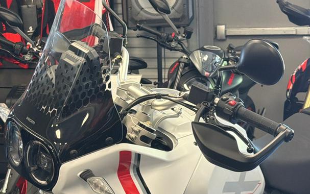 2025 Ducati DesertX