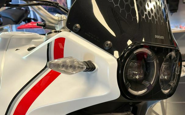 2025 Ducati DesertX