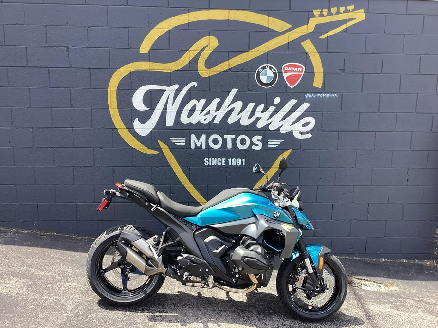 2026 BMW R1300R