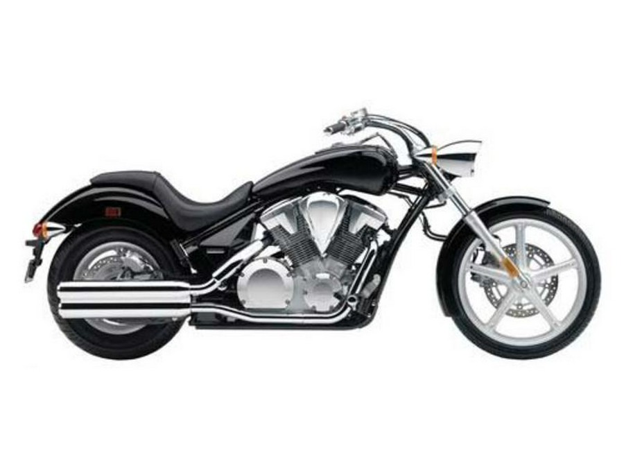 2010 Honda® Sabre ABS (VT1300CSA)