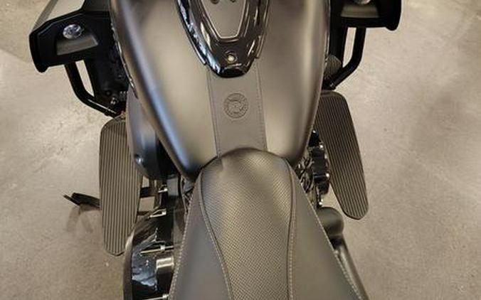 2023 Indian Motorcycle® Roadmaster® Dark Horse® Black Smoke