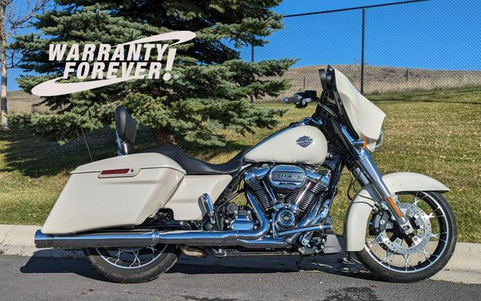 2022 Harley-Davidson Street Glide Special Pearl White