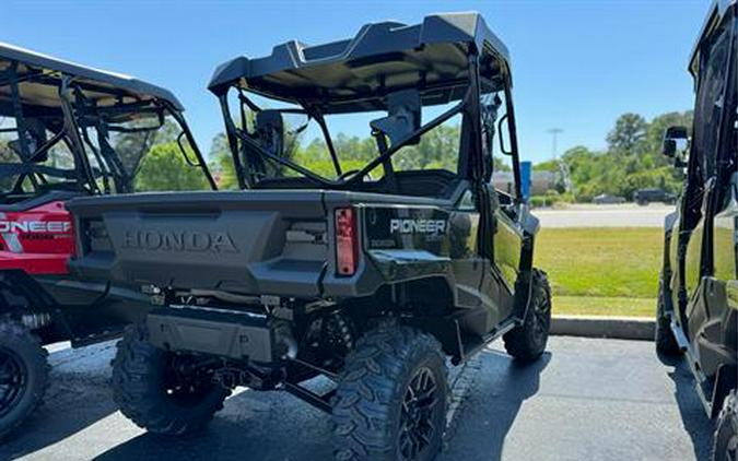 2024 Honda Pioneer 1000 Deluxe