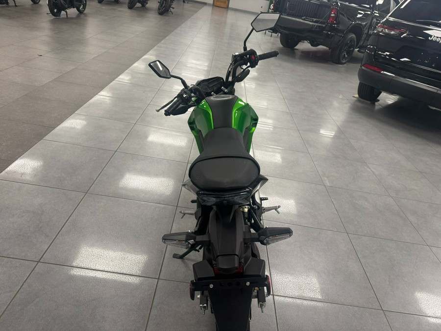 2024 Kawasaki Z125 Pro