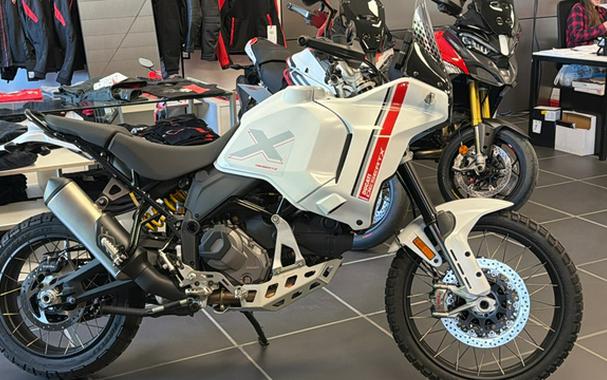 2025 Ducati DesertX