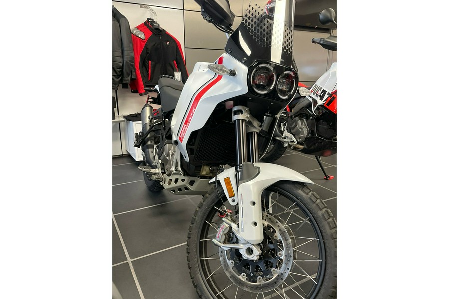 2025 Ducati DesertX
