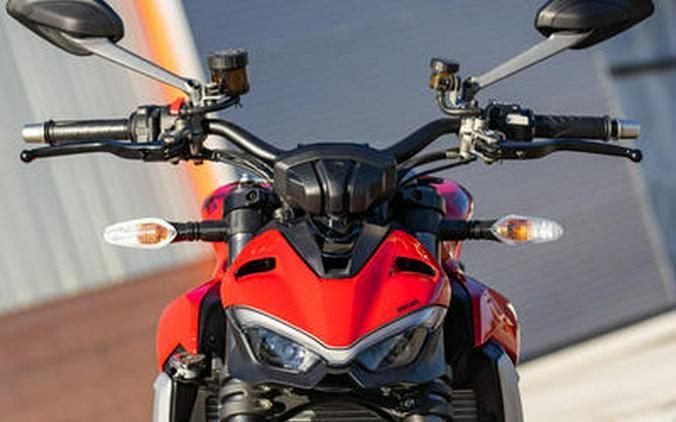 2023 Ducati Streetfighter V2 Ducati Red