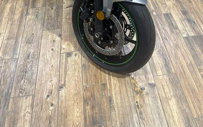 2024 Kawasaki Ninja 7 Hybrid ABS